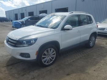  Salvage Volkswagen Tiguan