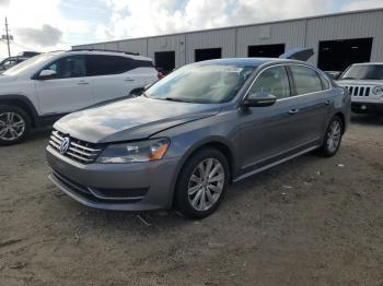  Salvage Volkswagen Passat