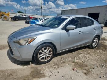 Salvage Toyota Yaris