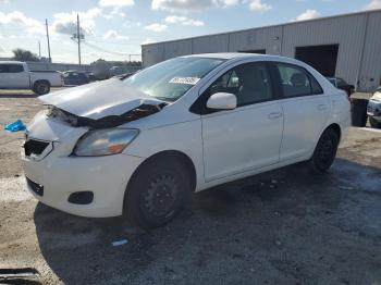  Salvage Toyota Yaris