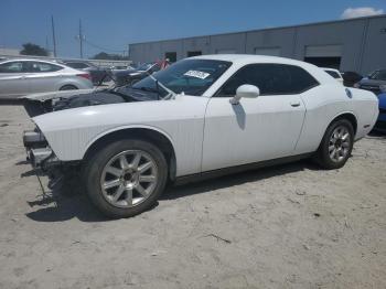  Salvage Dodge Challenger