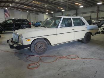  Salvage Mercedes-Benz 230-class