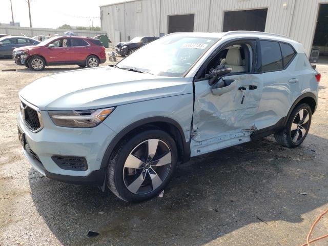  Salvage Volvo XC40