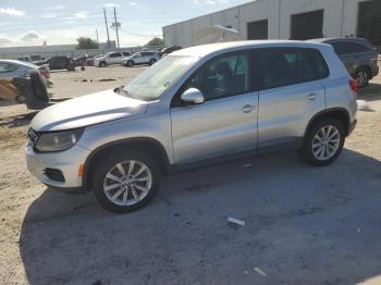  Salvage Volkswagen Tiguan