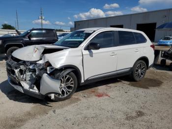  Salvage Mitsubishi Outlander