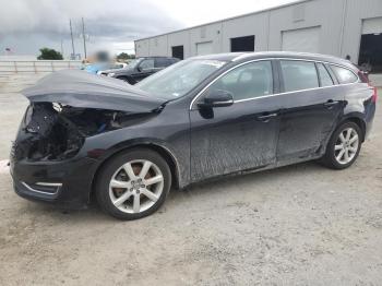  Salvage Volvo V60