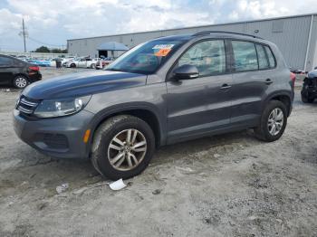  Salvage Volkswagen Tiguan