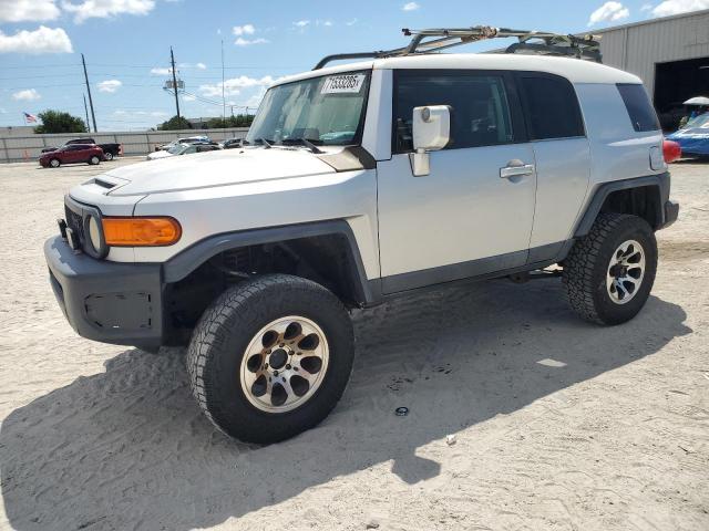  Salvage Toyota FJ Cruiser