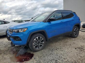  Salvage Jeep Compass