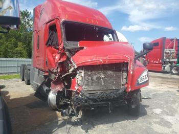  Salvage Freightliner Cascadia 1