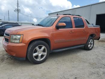  Salvage Chevrolet Avalanche