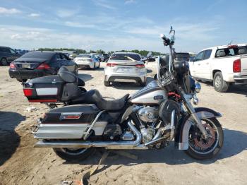  Salvage Harley-Davidson Fl