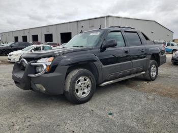  Salvage Chevrolet Avalanche
