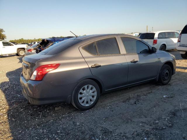 Nissan Versa S Image 2