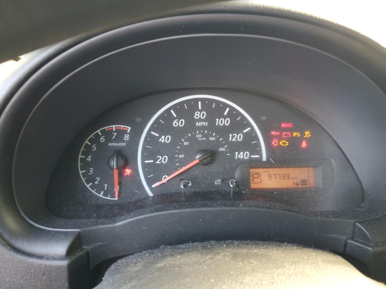 Nissan Versa S Image 12