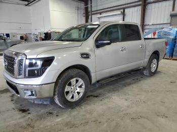  Salvage Nissan Titan