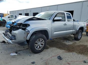  Salvage Toyota Tacoma