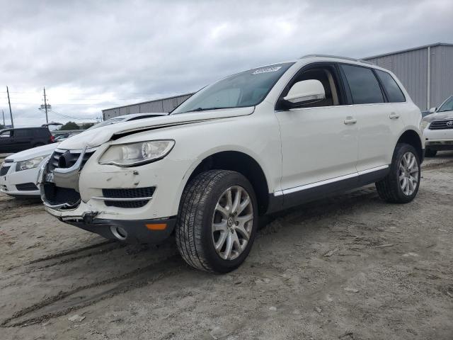  Salvage Volkswagen Touareg