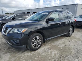  Salvage Nissan Pathfinder