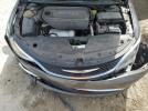 Chrysler 200 Limited Image 8