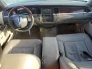 Lincoln Towncar Signature Limited Image 8