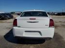 Chrysler 300 Touring Image 8