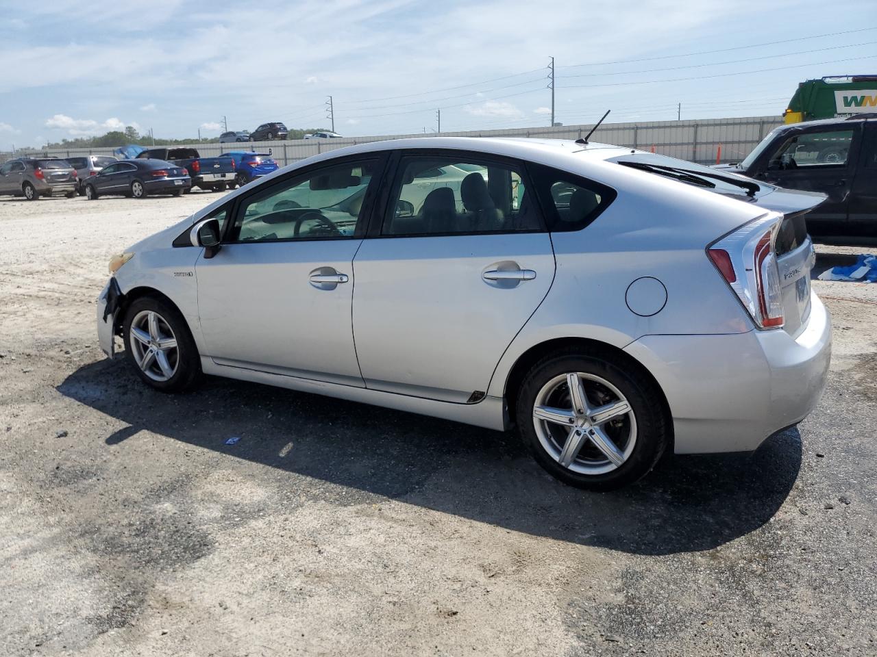 Toyota Prius Image 2