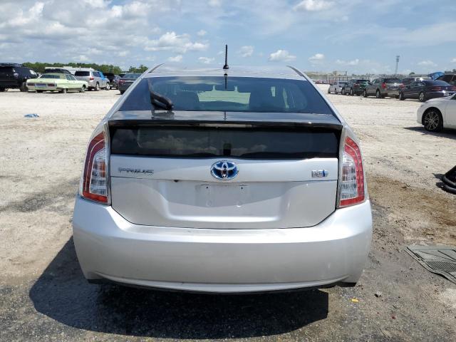 Toyota Prius Image 11