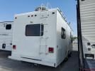Ford Econoline E450 Super Duty Cutaway Van Image 3