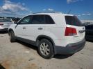 Kia Sorento Base Image 2