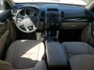 Kia Sorento Base Image 11