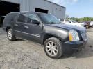GMC Yukon Denali Image 6