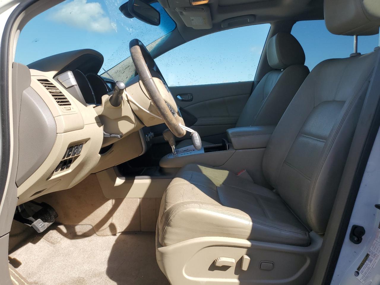 Nissan Murano S Image 8