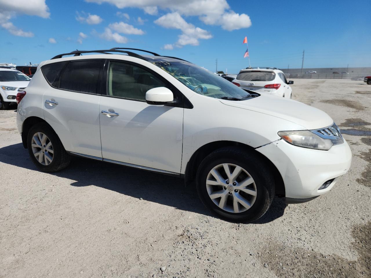 Nissan Murano S Image 6