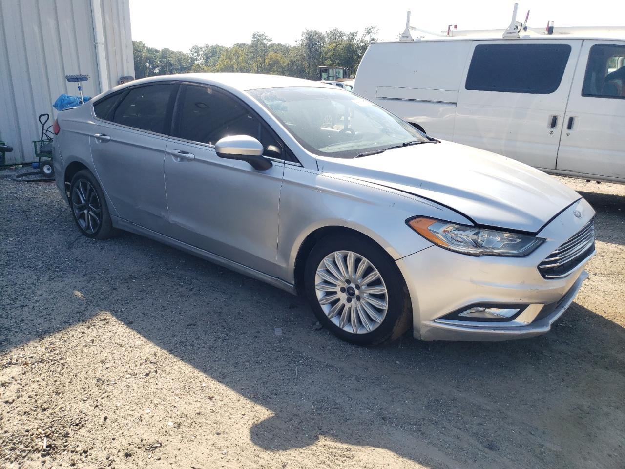 Ford Fusion S Image 7