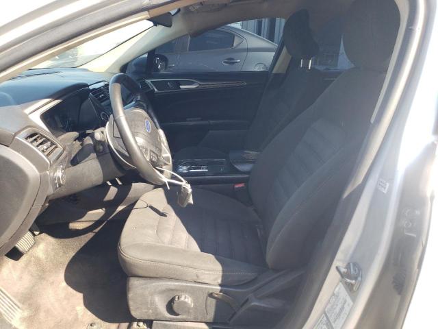 Ford Fusion S Image 8