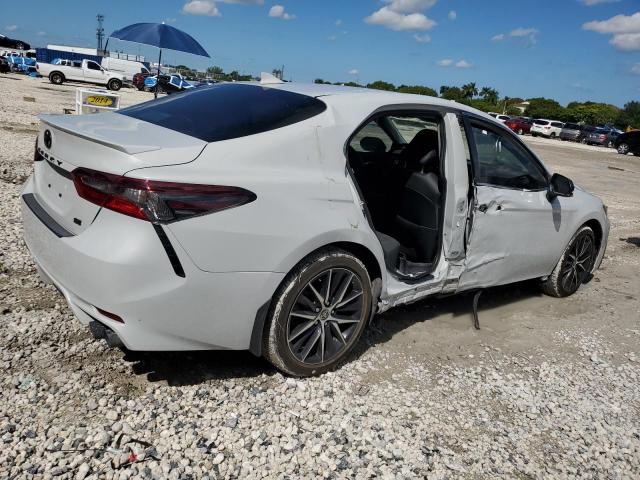 Toyota Camry Se Night Shade Image 9