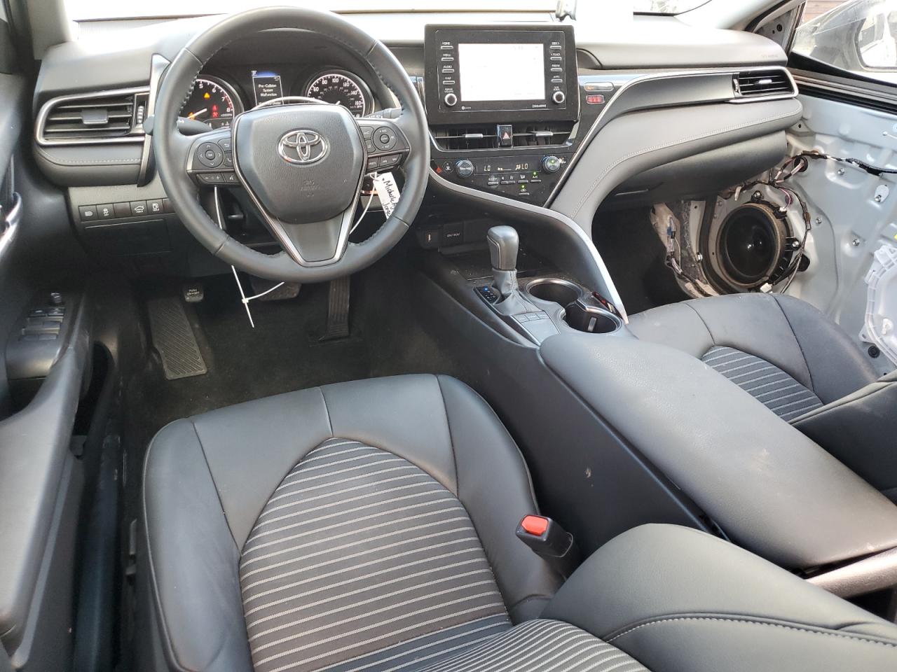 Toyota Camry Se Night Shade Image 7