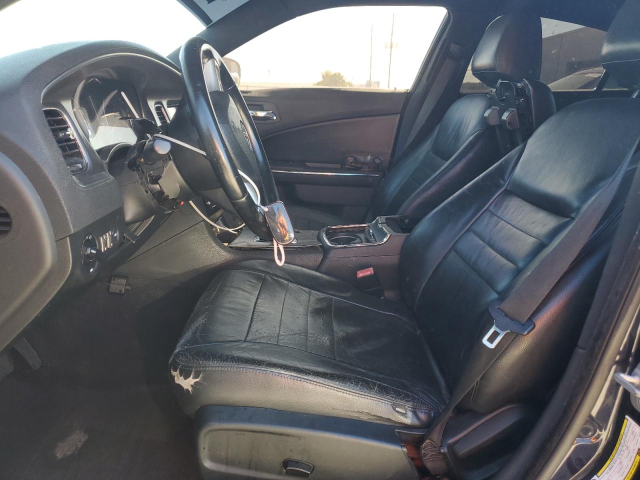 Dodge Charger Se Image 4