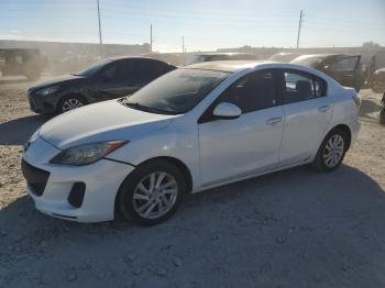  Salvage Mazda 3