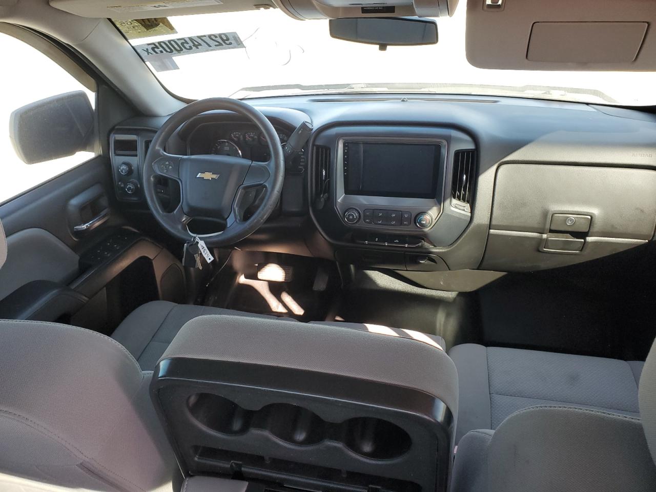 Chevrolet Silverado K1500 Image 4