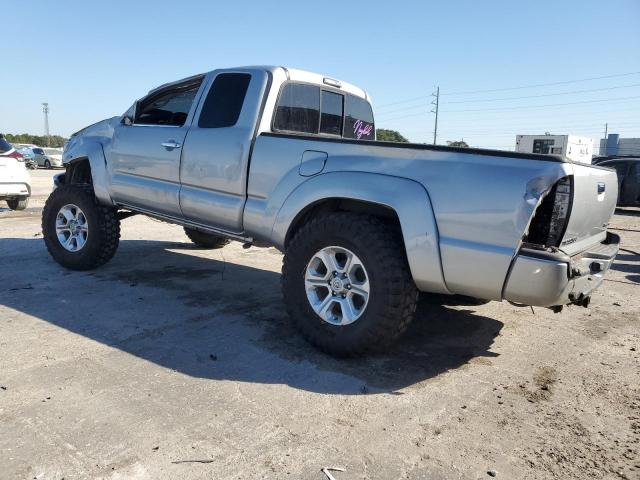 Toyota Tacoma Prerunner Access Cab Image 9