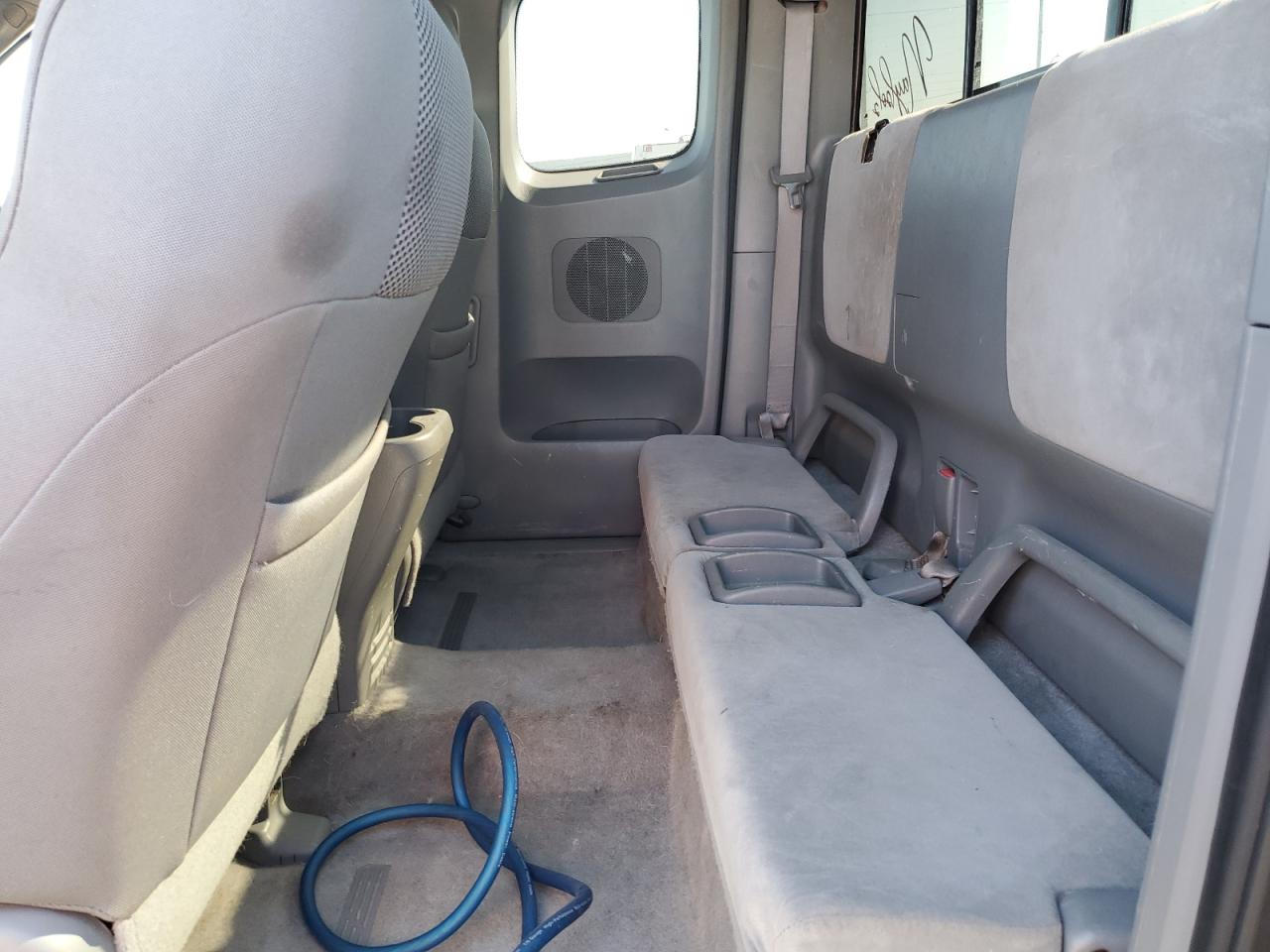 Toyota Tacoma Prerunner Access Cab Image 6