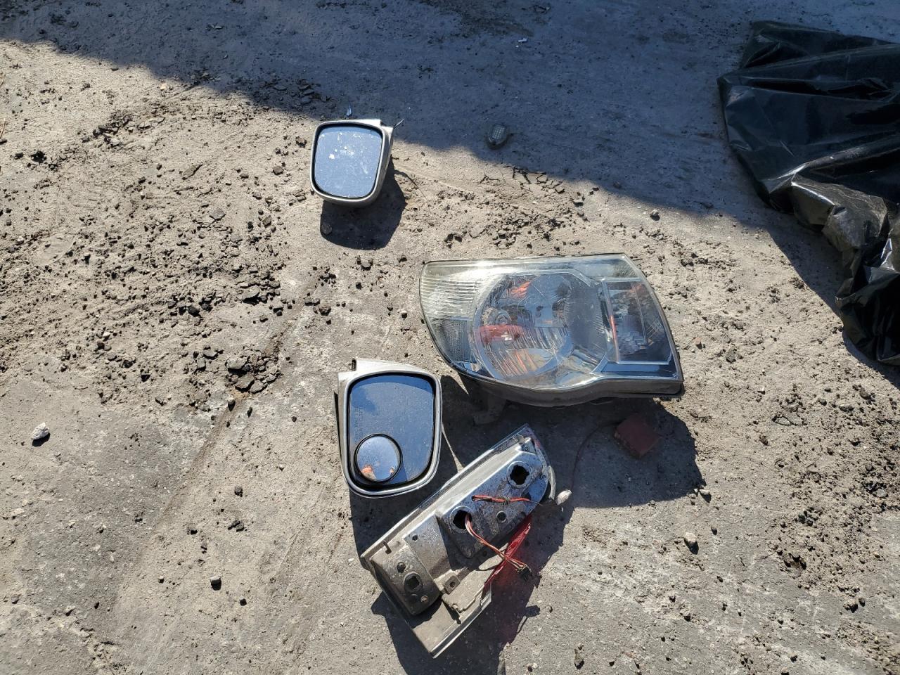 Toyota Tacoma Prerunner Access Cab Image 5