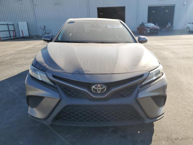 Toyota Camry L Image 5