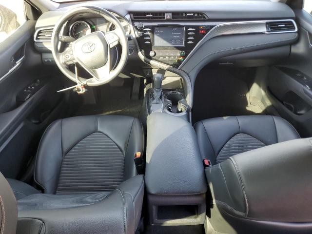 Toyota Camry L Image 10