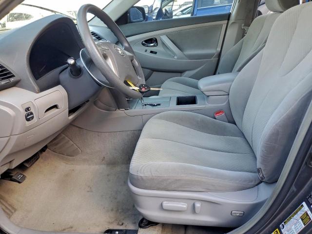 Toyota Camry Ce Image 5