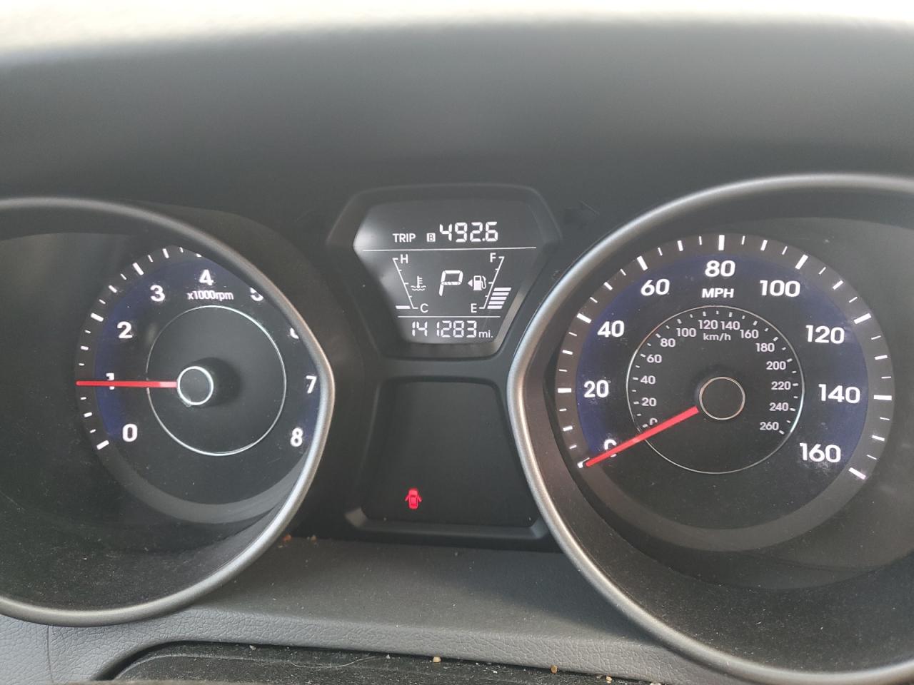 Hyundai ELANTRA Se Image 10