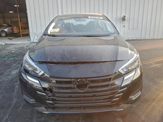 Nissan Versa Sv Image 9