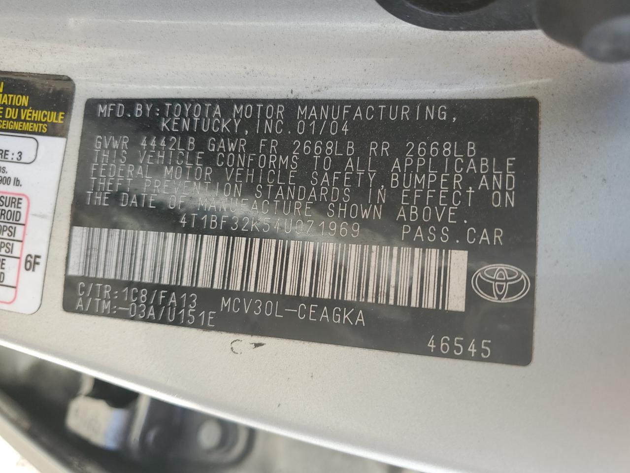 Toyota Camry Le Image 11